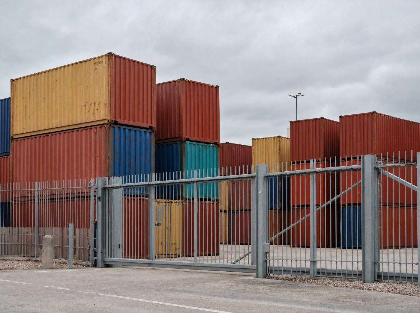 Container hire & leasing
